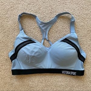 Light blue VSX Women’s Sports Bra Size 34B